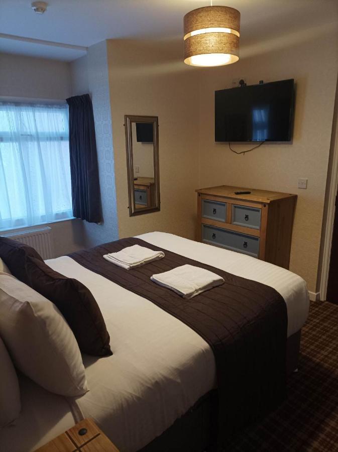 The Trafford Hotel Блекпул Екстериор снимка