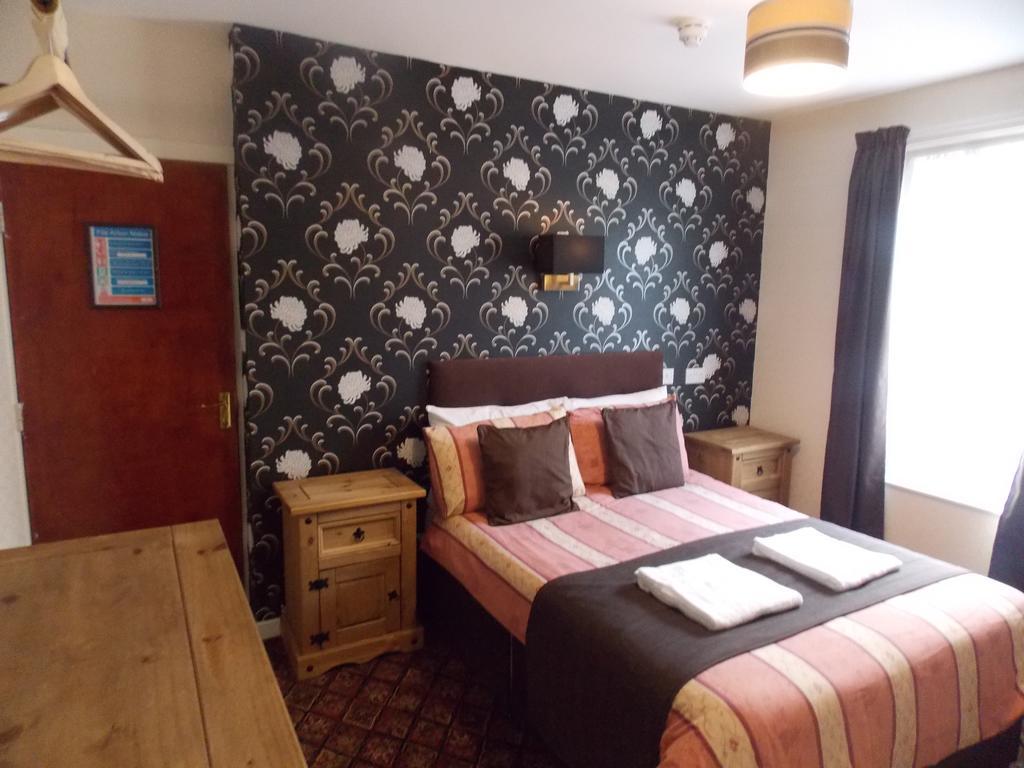 The Trafford Hotel Блекпул Екстериор снимка