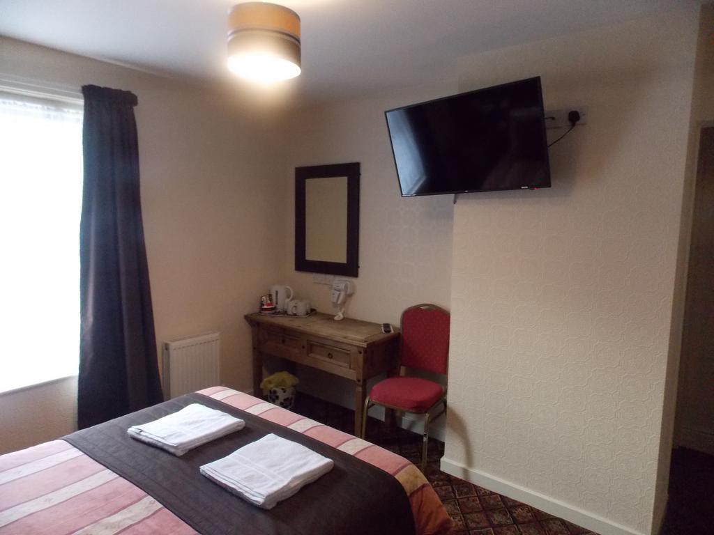 The Trafford Hotel Блекпул Екстериор снимка
