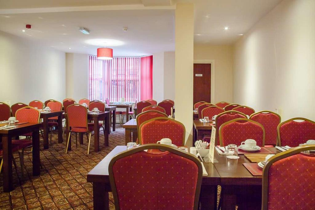The Trafford Hotel Блекпул Екстериор снимка