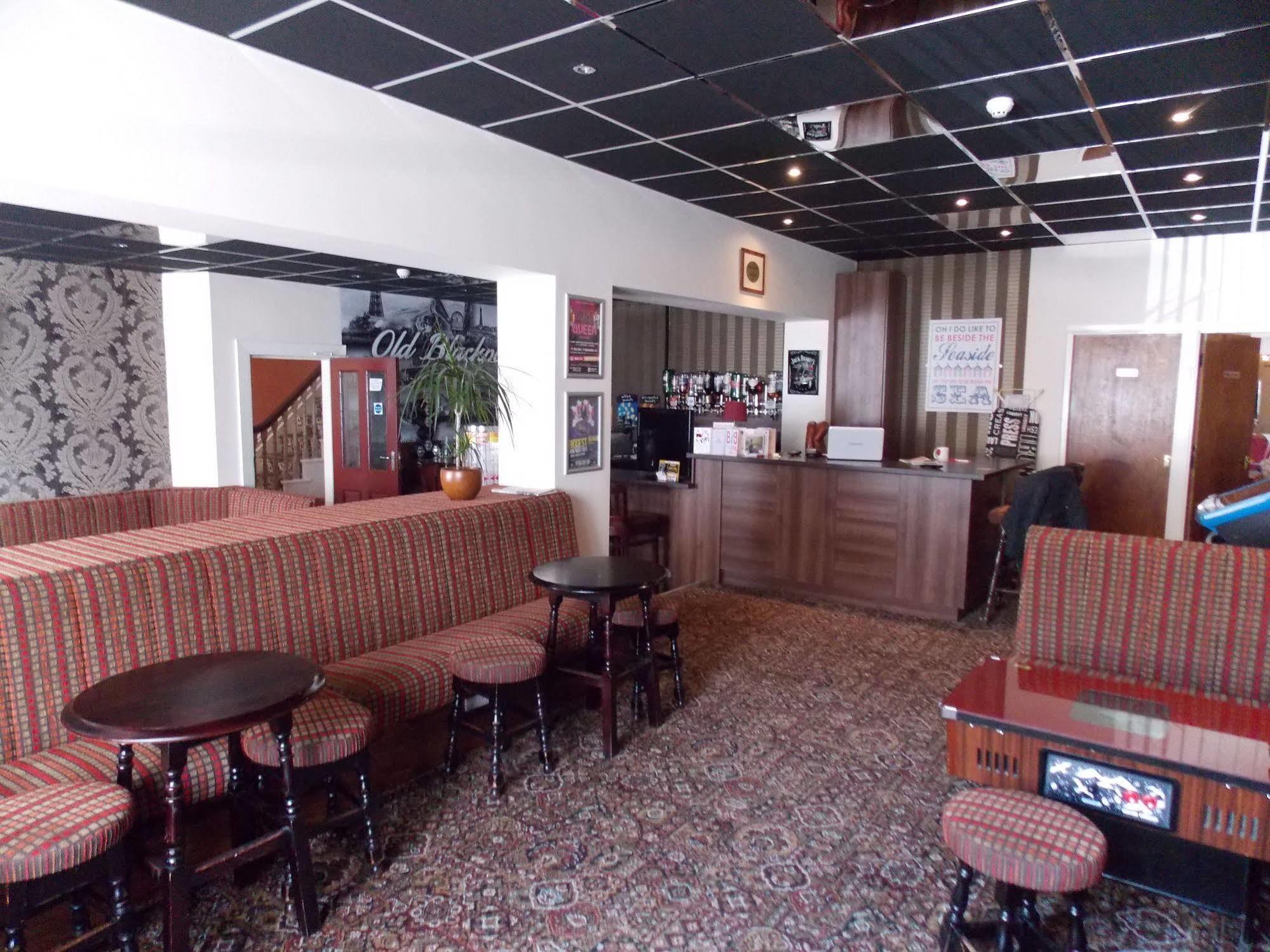 The Trafford Hotel Блекпул Екстериор снимка